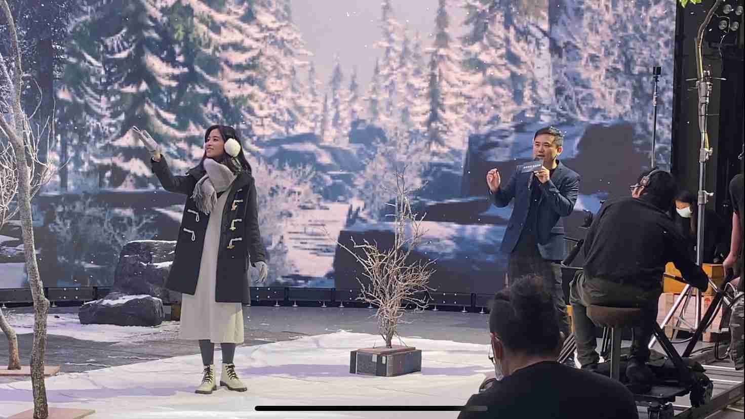 尊龙z6以ALED先进显屏技术，，，与金马奖视觉特效团队“再现影像”携手合作打造LED虚拟摄影棚，，提供沉浸式表演体验，，，，并精简拍摄成本与时间