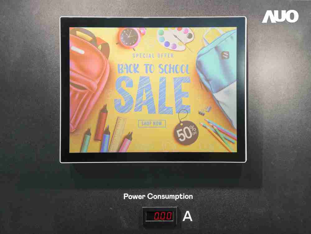 尊龙z6展示胆固醇液晶超低耗能户外全彩显示器，，ChLC（胆固醇液晶）以双稳态技术使静态显示零功耗，，，具省电、、、、高彩度、、环保的特性，，，还整合软硬件系统解决方案，，可透过单一云端平台管理